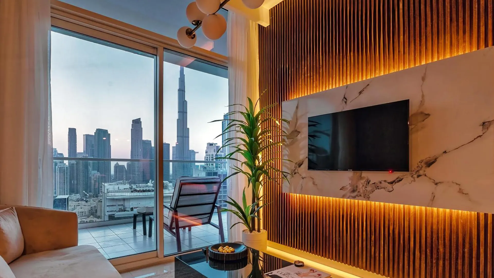 דובאי Luxury Top Floor Apt With Full Burj Khalifa View דירה