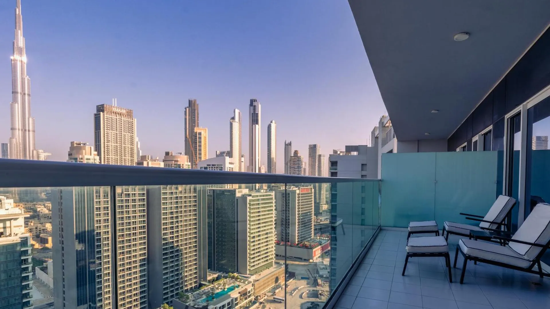 דובאי Luxury Top Floor Apt With Full Burj Khalifa View